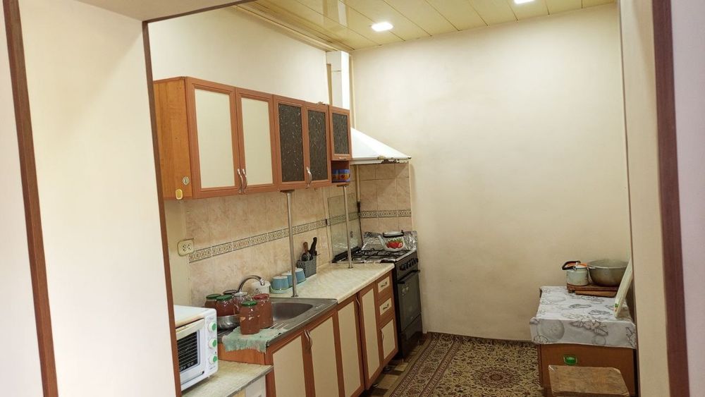 Uy sotiladi srochniy manzil zangi ota orom kafega yetmasdan