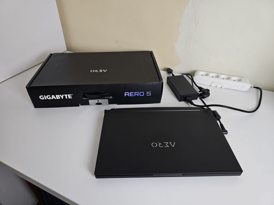 Игровой Ноутбук Gigabyte Aero