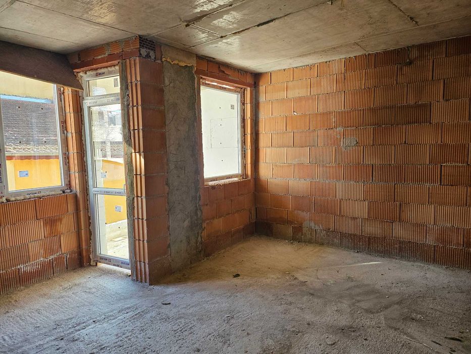 Двустаен след А 14