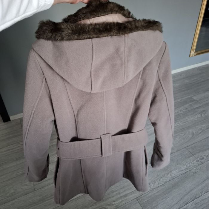 Palton nou nu l-am purtat niciodata