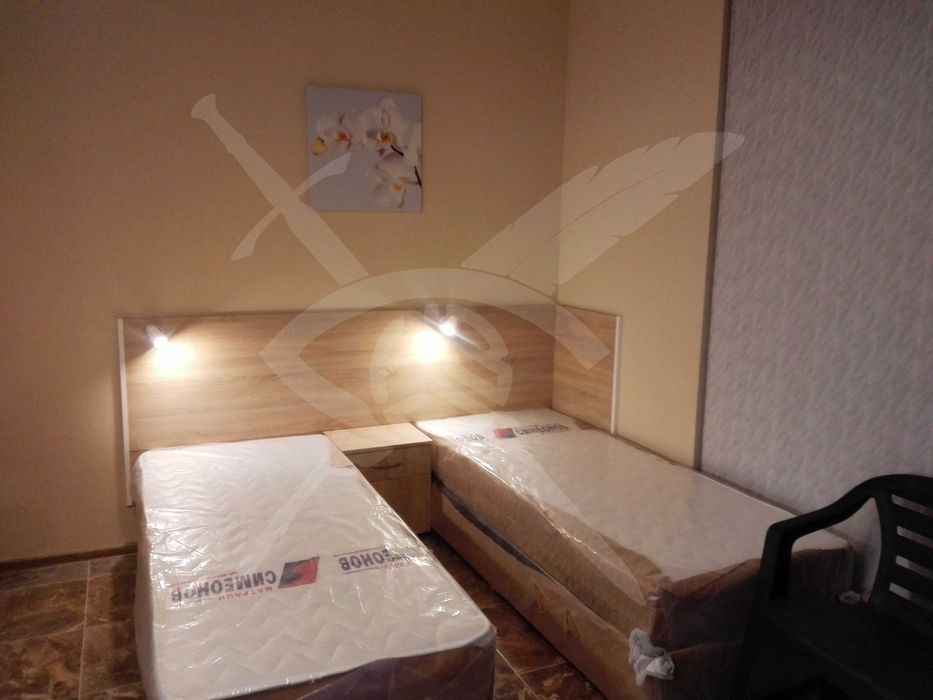 Дава се под наем Едностаен апартамент в Варна, Гръцка махала - 40 кв.м за 40 € - Снимка #1