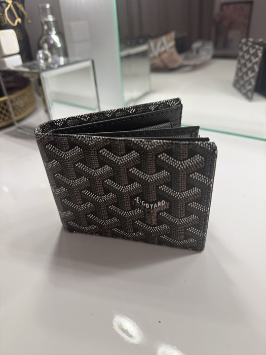 Черно портмоне Goyard