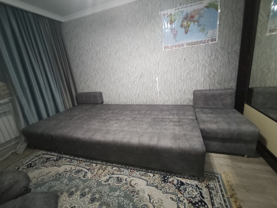 Продам диван угловой трансформер с креслом