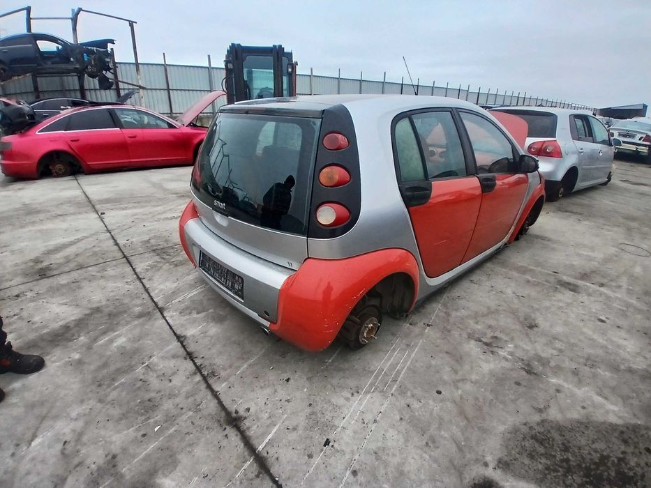 dezmembrez smart fourfour