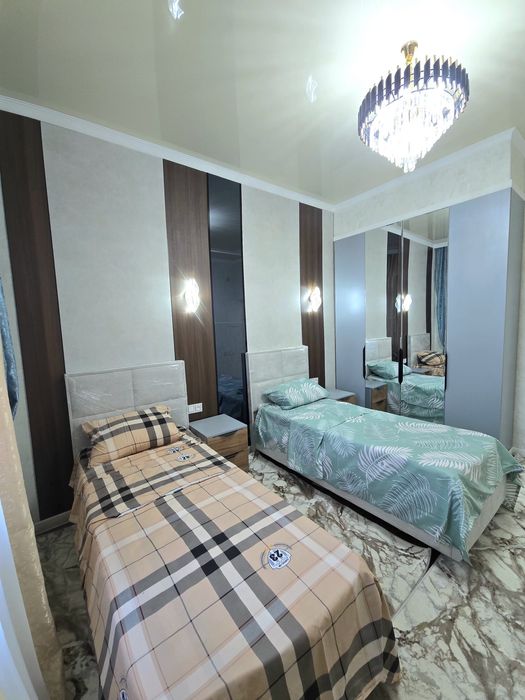 4х комнатная на 2 этаже вдоль дороги!