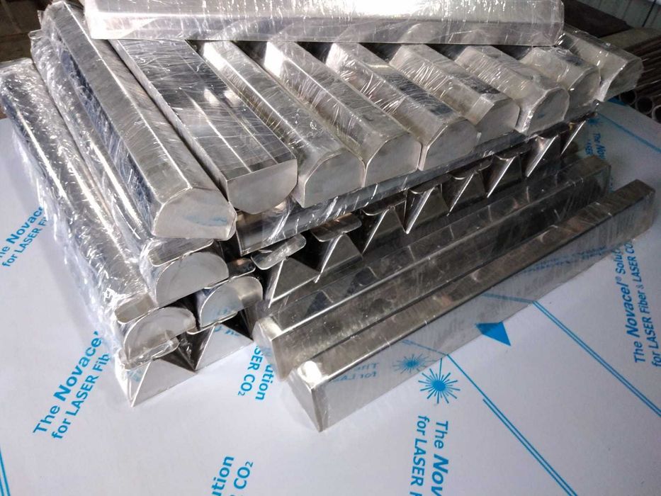 Mobilier inox, la comanda.