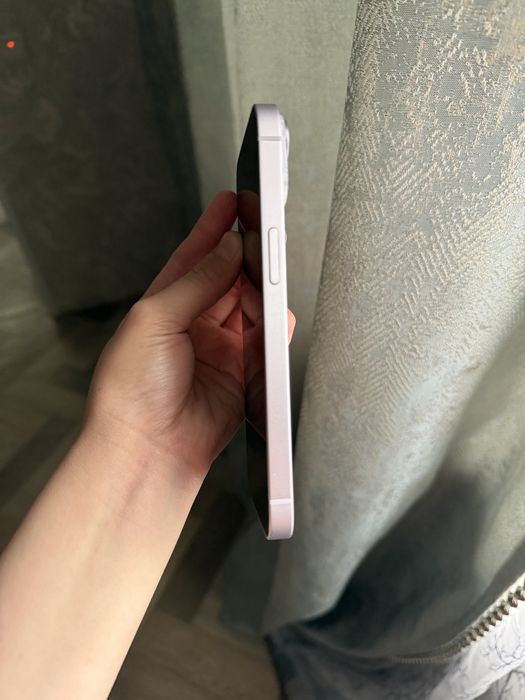 Продам Iphone 14