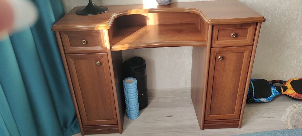 Туалетный столик