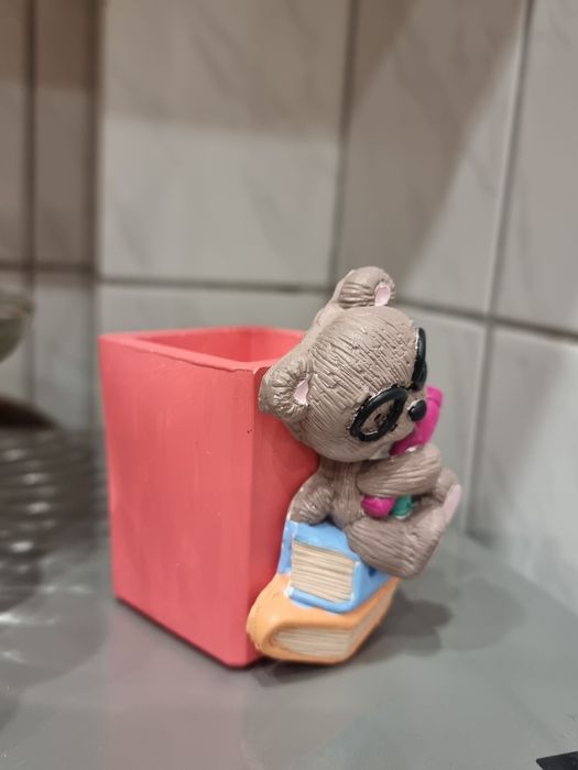 Моливник за деца