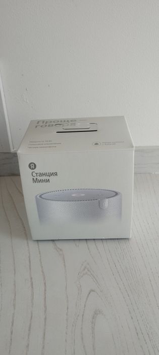 Умная колонка с Алисой