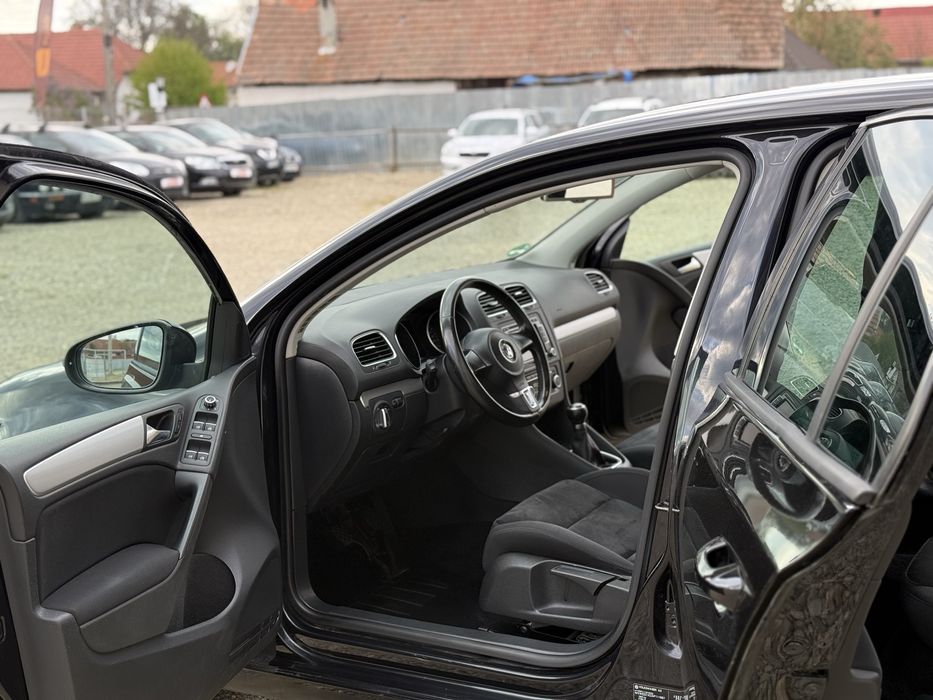 Volkswagen Golf 6 1.4 TSI Highline 2010 Euro 5 122 CP SE POATE IN RATE