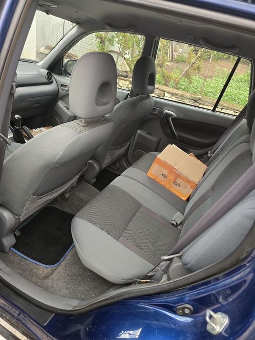 Toyota Rav4 Само на части!!!