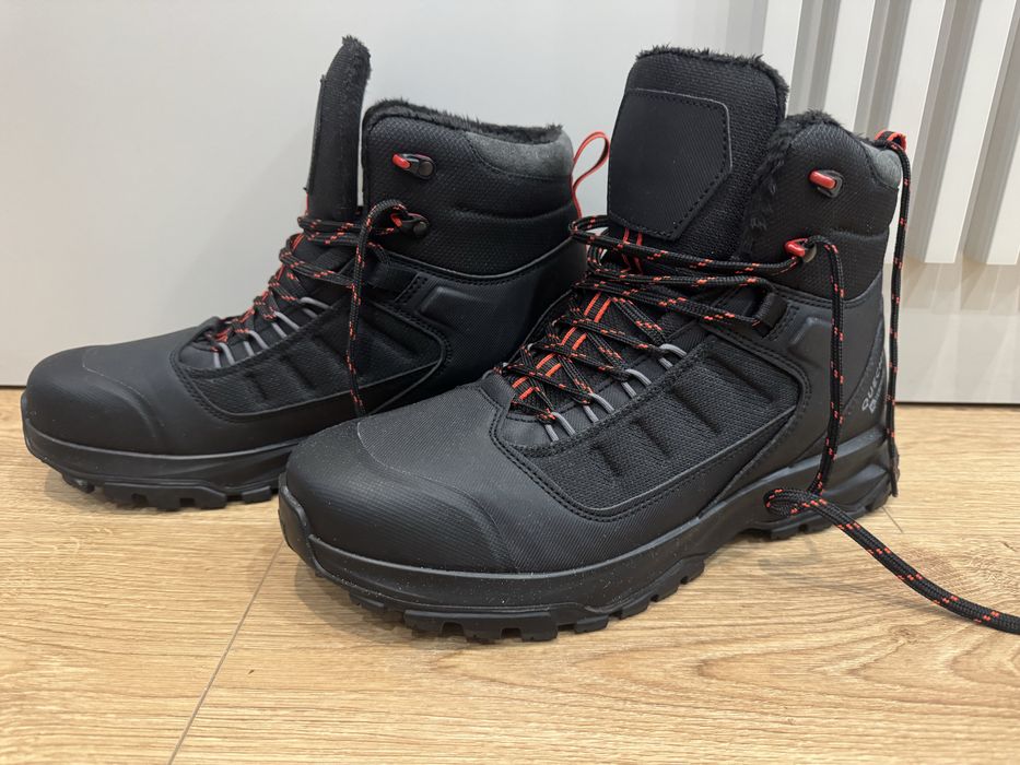 Чисто нови зимни мъжки туристически обувки Quechua