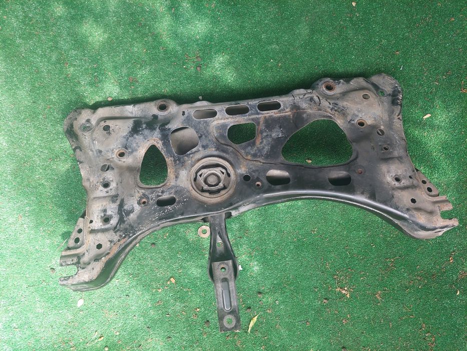 Преден мост за Шкода Октавия 3