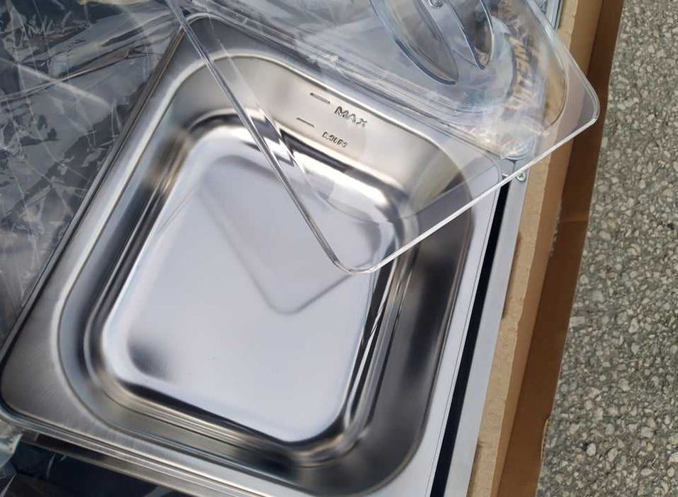 Уред за загряване на храна бюфет топла витрина бен мари 300W 4 к-ра