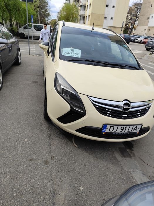Vind Opel Zafira 7 locuri 2015
