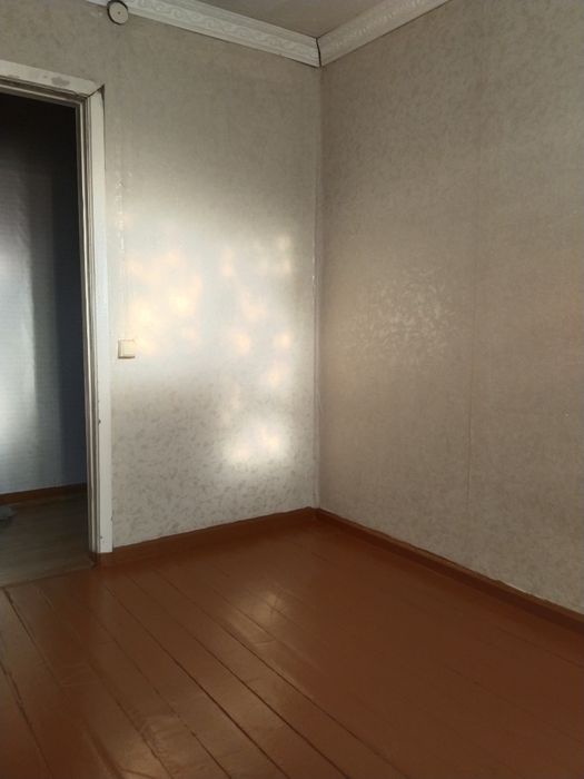 Продам квартиру в центре Бишкуля