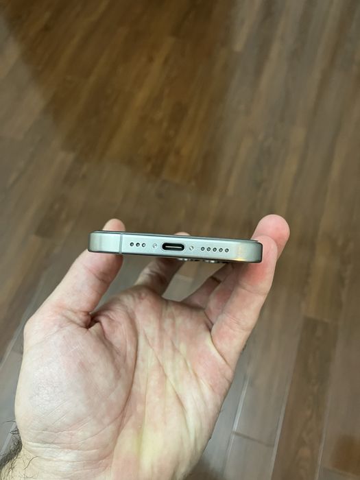 iPhone 15 Pro 256GB Sim