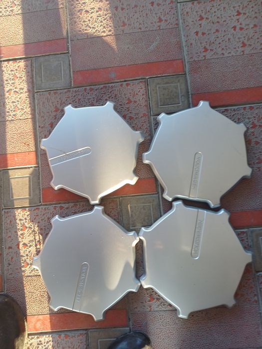 Колпаки  на пассат голф вента