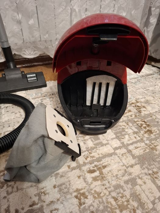 Пылесос DAEWOO-1600W