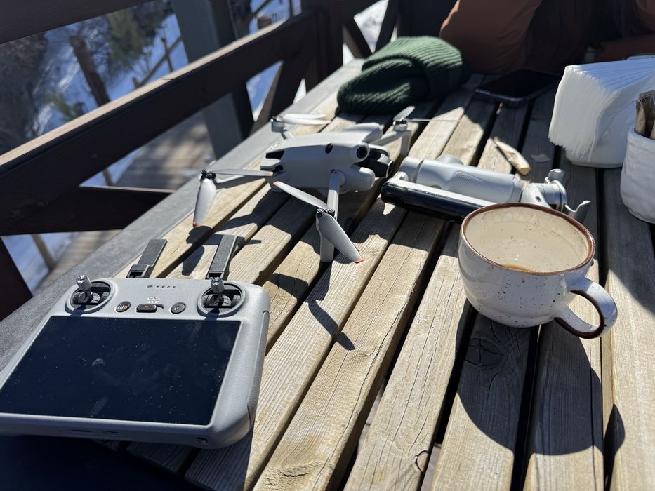 Дрон квадракоптер