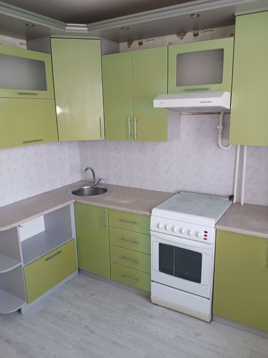 Продам 3 ком квартиру ленинградка р-он Евразийского рынка