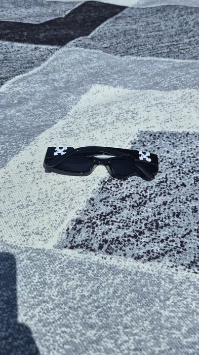 Ochelari de soare Off White Cady negri