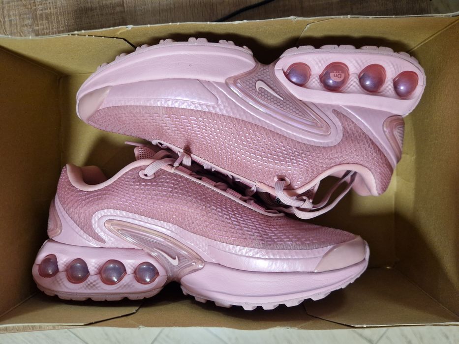 Маратонки Nike W Air Max DN  Розов, 37