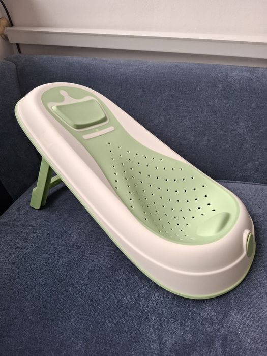 Шезлонг за къпане на бебе + подарък