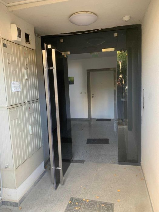 Продава се Тристаен апартамент в Варна, м-т Траката - 90 кв.м за 1767 €/кв.м - Снимка #12