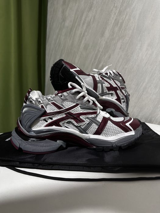 Balenciaga Runner
