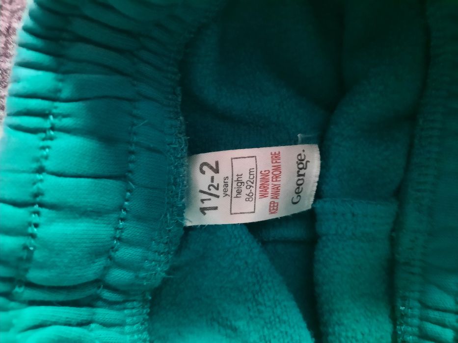 Lot 4 perechi de pantaloni pt copii