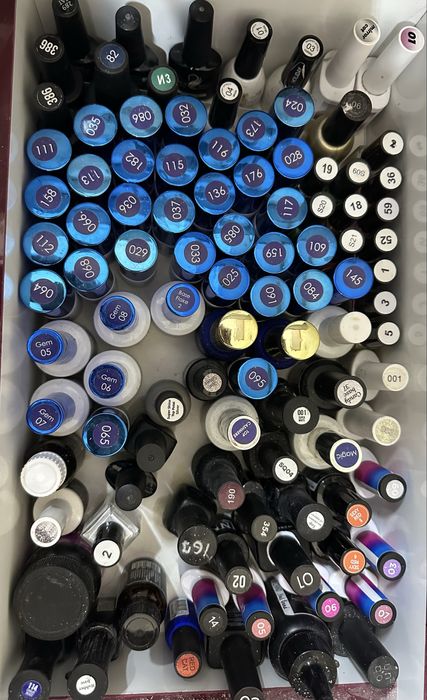 Продаю гель-лаки