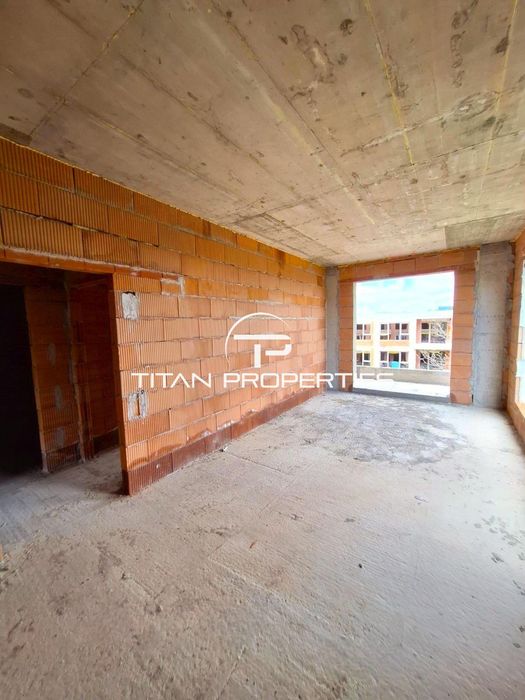 Тристаен апартамент за продажба в кв. Беломорски