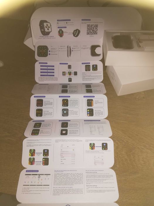 Розов смарт часовник