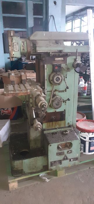 Щос машуна фреза