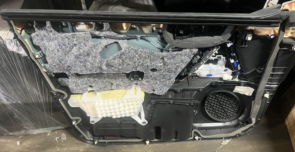 Обшивик дверные Prado 150