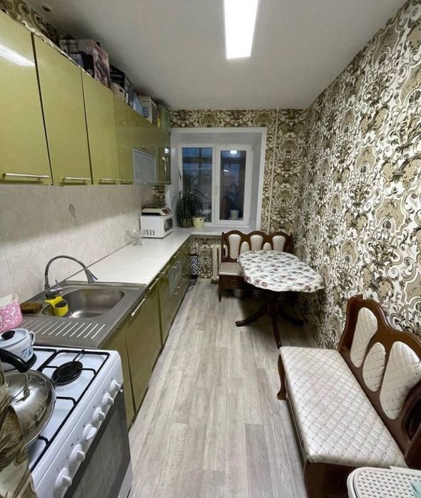 Продам 2 комнатную квартиру в центре города