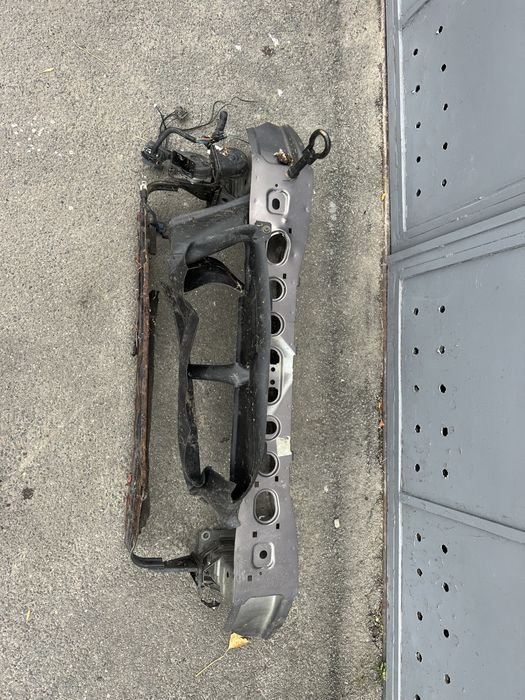 Set radiatoare + ventilatoare(gmv)+intaritura bara ford focus 3