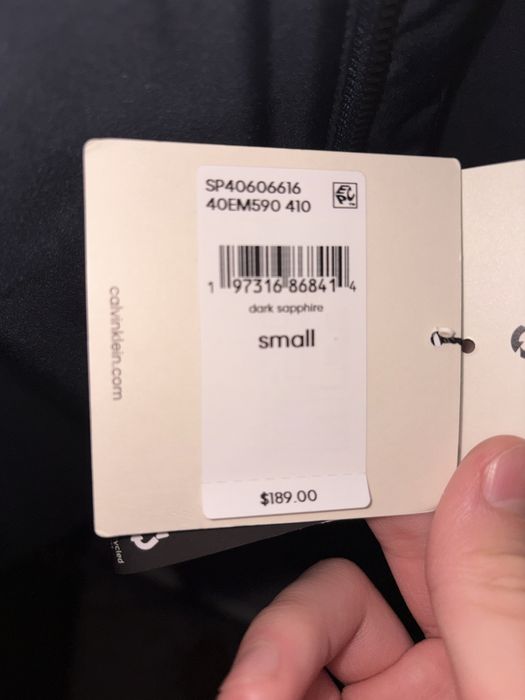 Безрукавка calvin klein оригинал