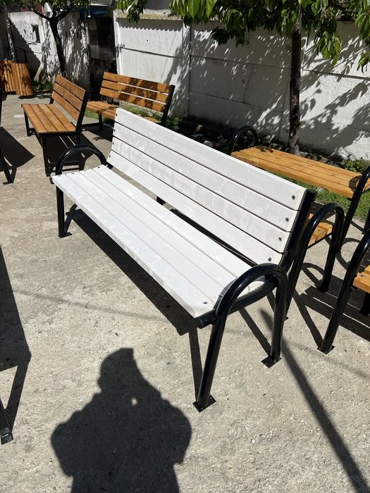 Cos de gunoi stradal metal sau lemn