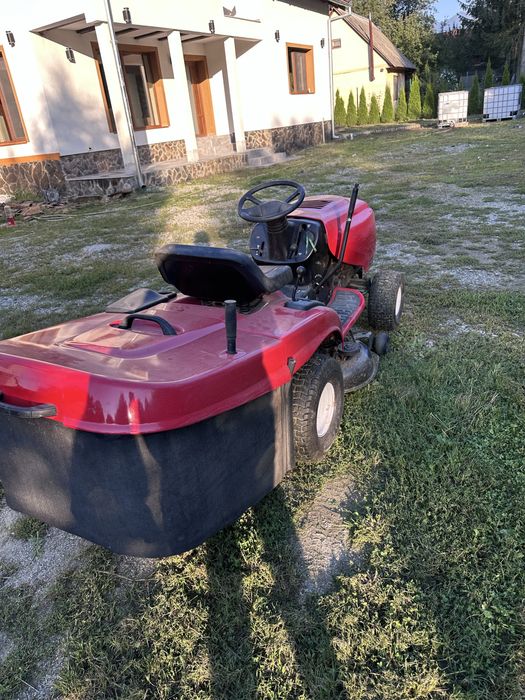 Tractoras de tuns gazon