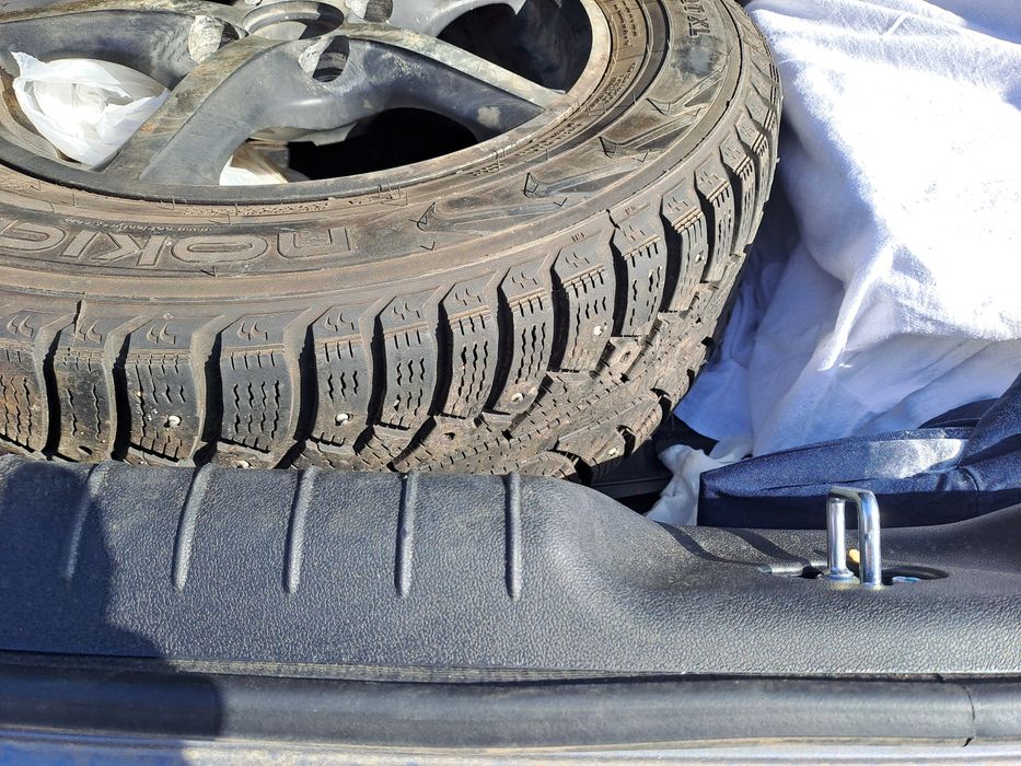 Продам диск с резиной