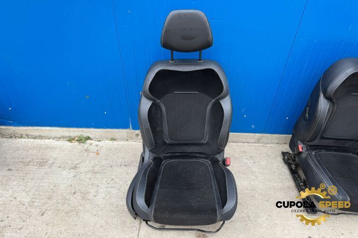 Scaun stanga fata (sofer) (de Europa) Renault Megane 4 [facelift] [20