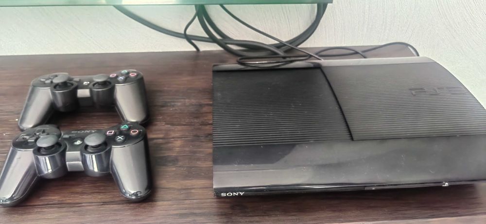 Продам приставку Sony ps3