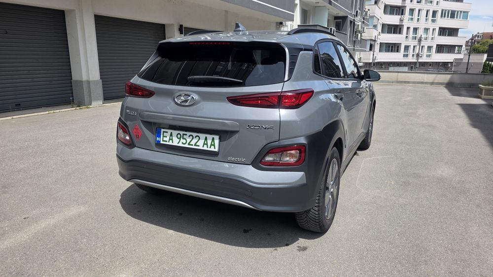 Hyundai Kona EV 39kW