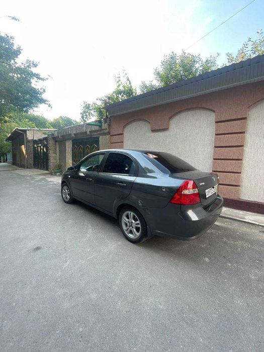 Ravon Nexia 3. Автомат