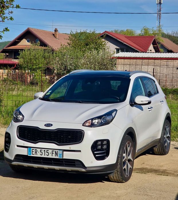 Kia Sportage 1.7crdi 141cp GT Line panormaic trapa camera PDC Navi