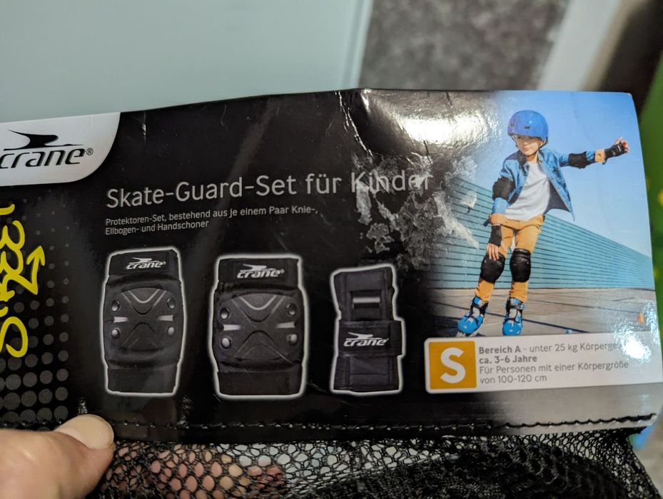 Детски ролери Oxelo и протектори за колена и лакти