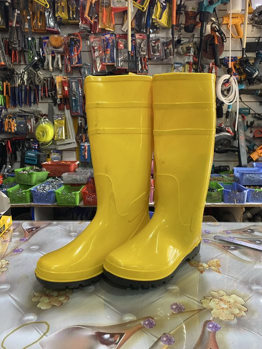 сапоги резиновые